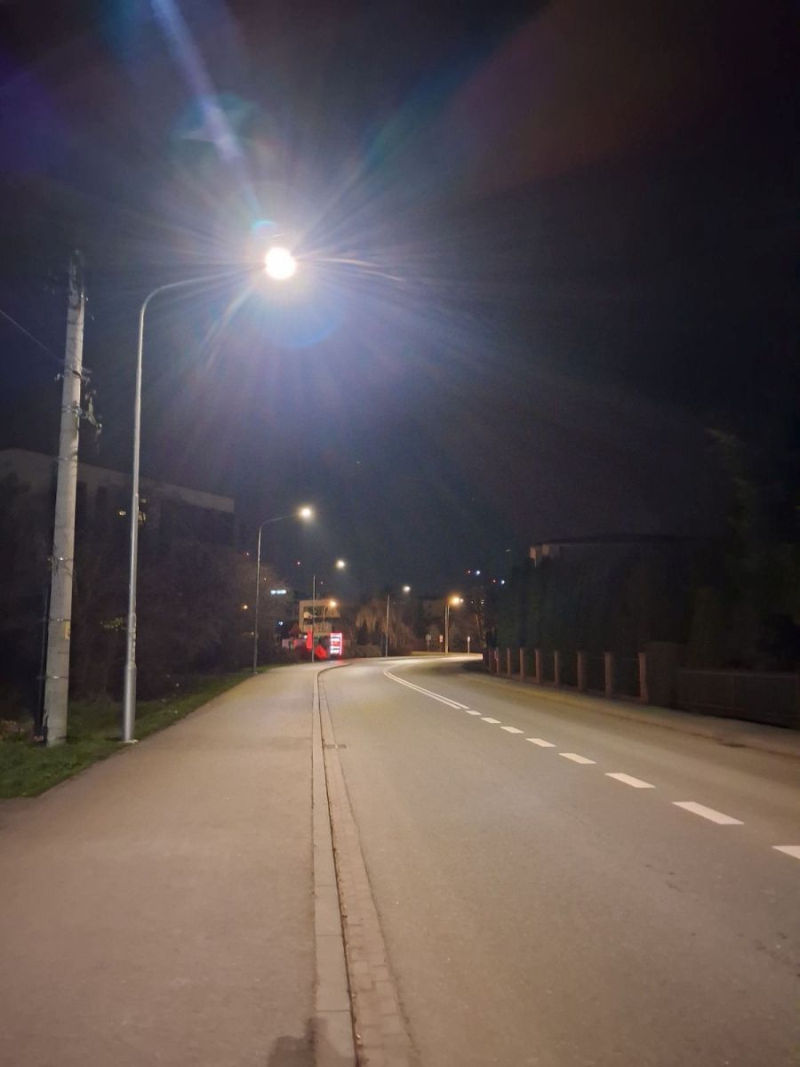 zdjęcie oświetlenia ulicznego na ul. Witolda w Rzeszowie